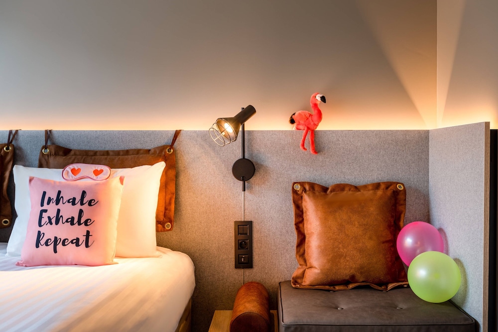 Room, 2 Twin Beds - Photo 3