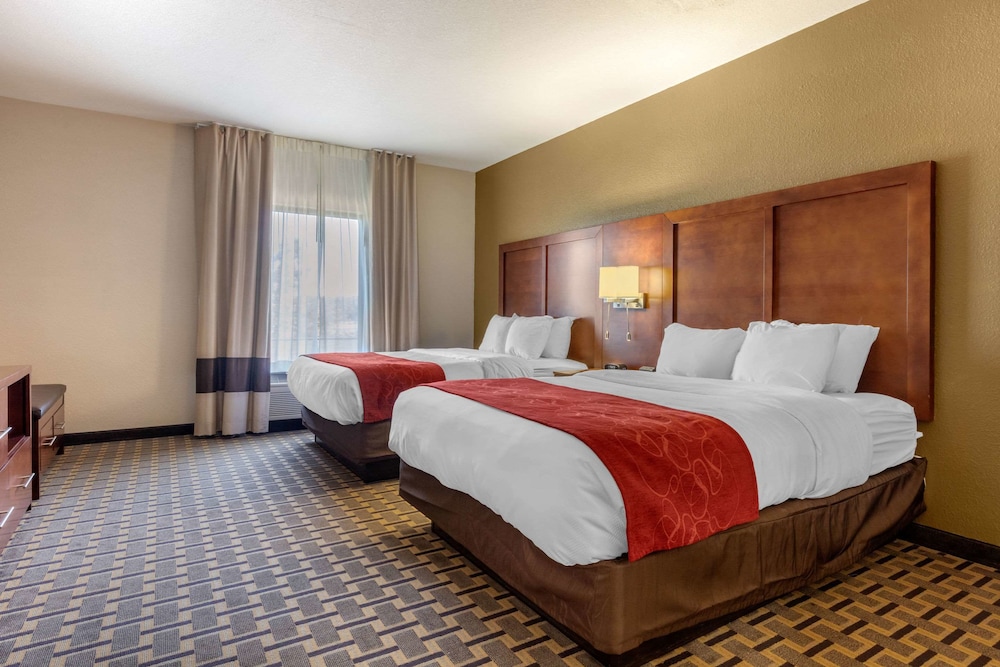 Suite, Multiple Beds, Non Smoking - Photo 1