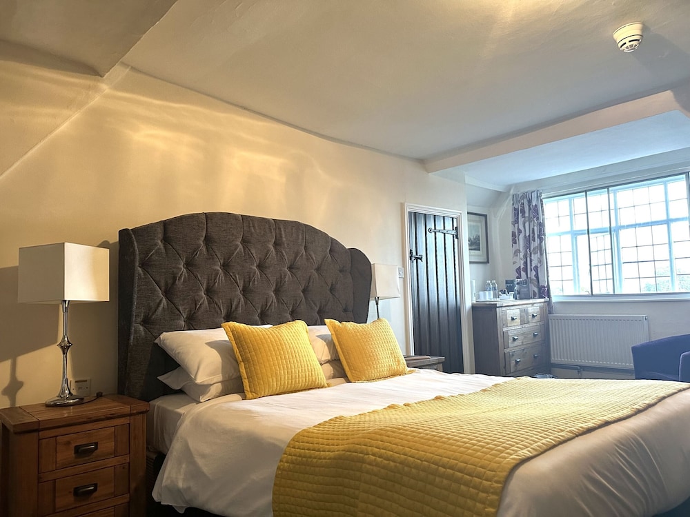 Deluxe Double Room, Ensuite - Photo 1
