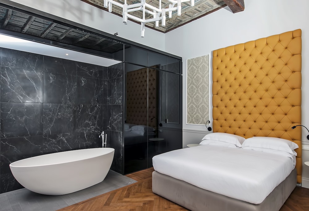 Junior Studio Suite
