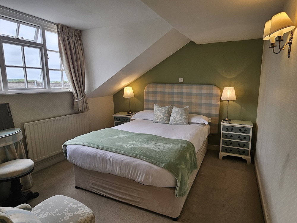 Traditional Double Room, Ensuite (Garden View) photo 3