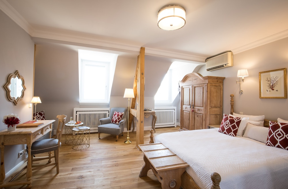 Superior Double Room - Photo 1