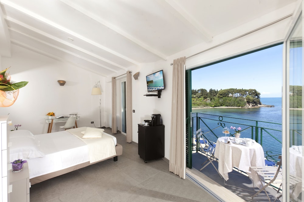 Junior Suite, Balcony, Sea View photo 1