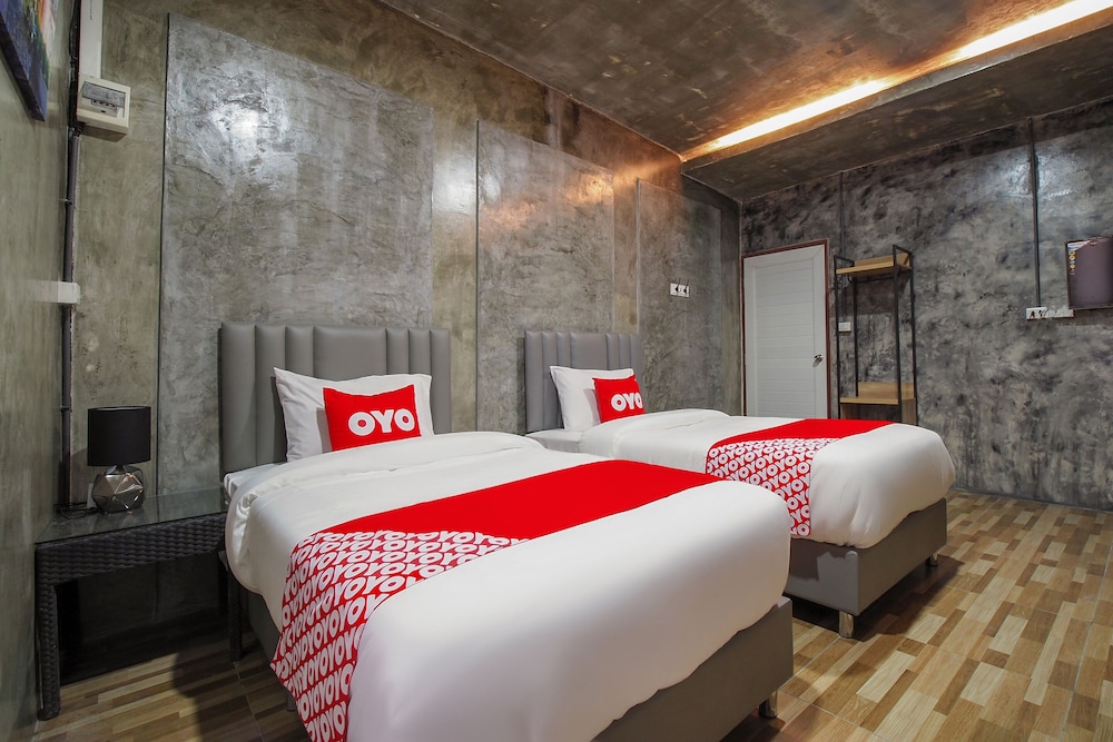 Deluxe Twin Room photo 1
