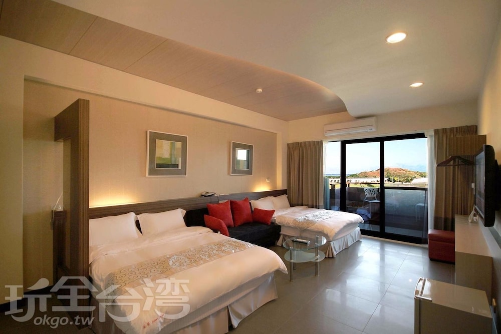 Elite Quadruple Room, 2 Double Beds, Non Smoking, Bay View photo 1