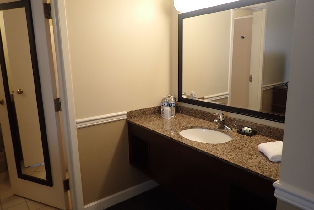 Superior Suite, Non Smoking photo 3