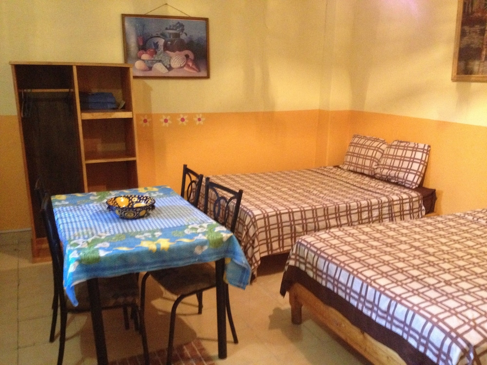 Studio, 2 Double Beds photo 2