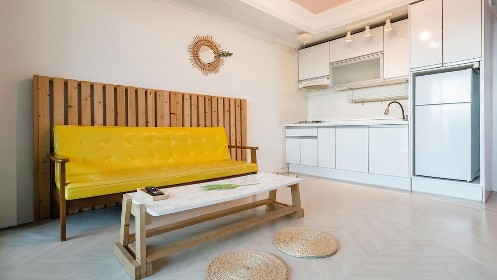 Basic Room, 1 Bedroom (sarang2) - Photo 5