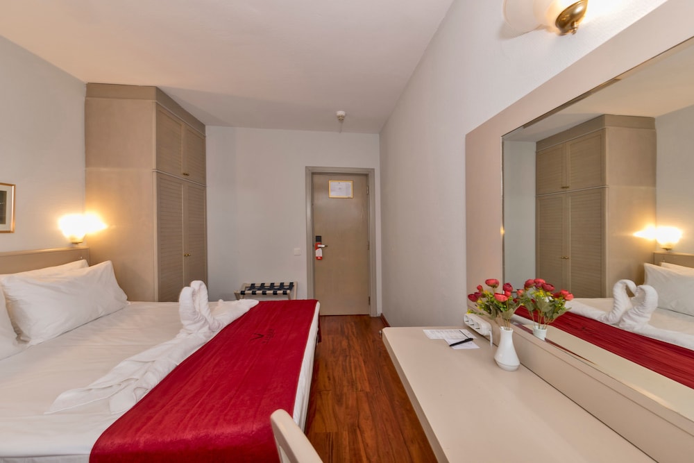 Standard Double Room photo 2