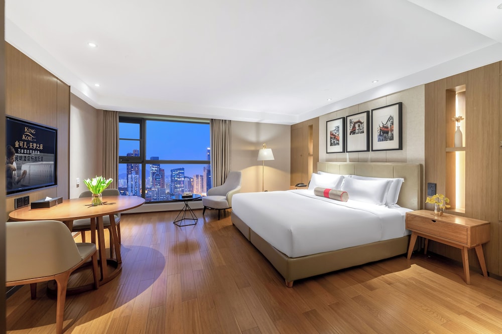 Superior Room, City View