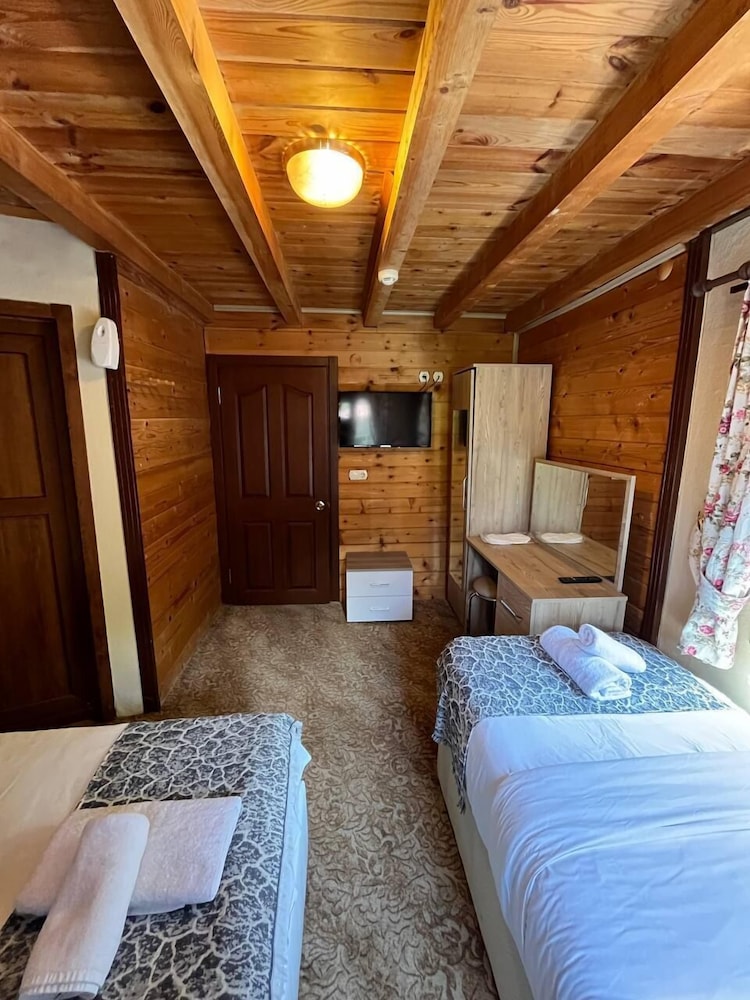 Triple Room, Mountain View