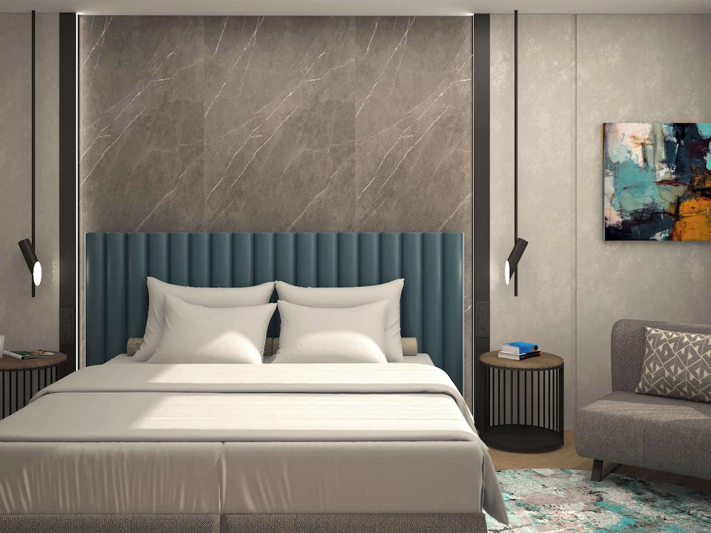 Privilege, Room, 1 King Bed - Photo 1