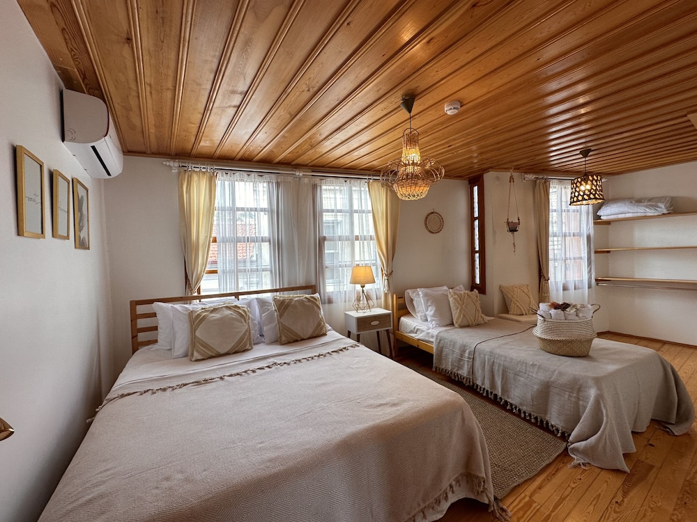 Comfort Room