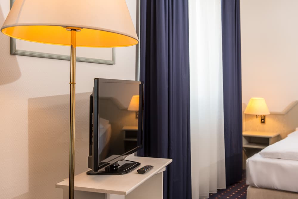 Business Double Room - Photo 4