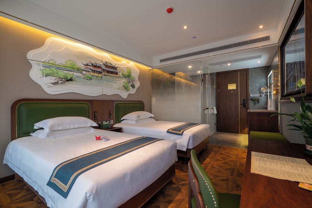 Comfort Twin Room