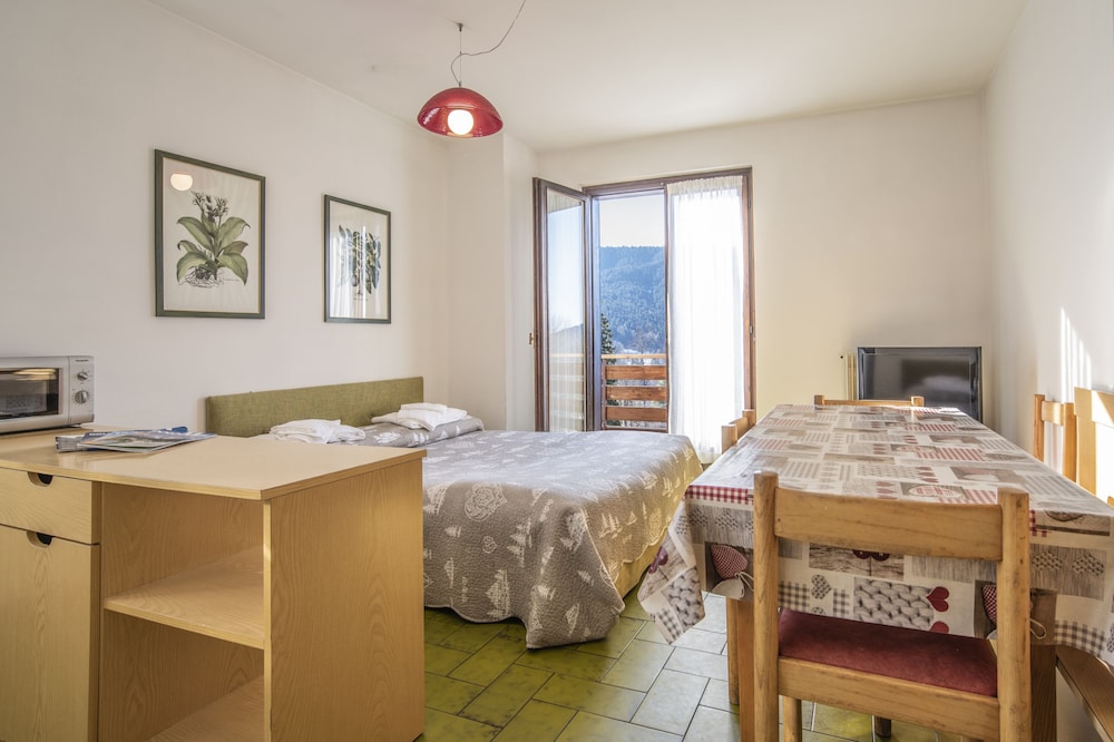 Standard Apartment, 2 Bedrooms photo 3