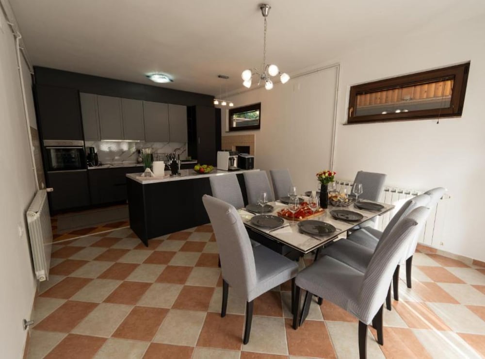 Villa (Three Bedroom Villa) photo 2