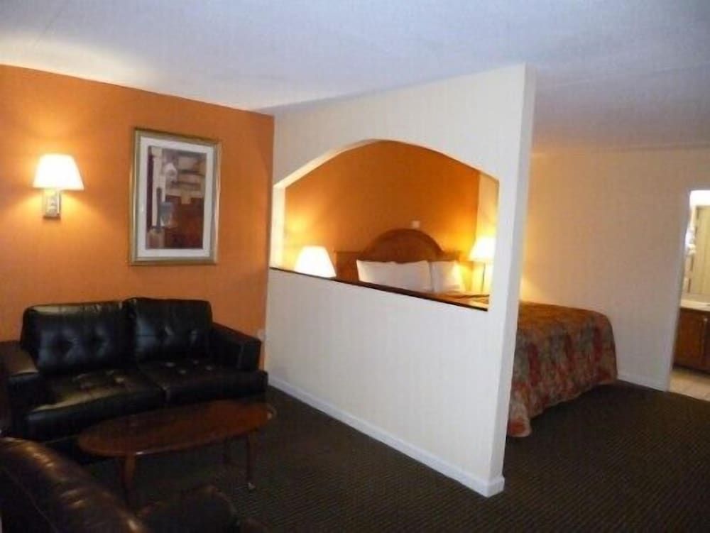 Standard Room, 1 Bedroom, Non Smoking photo 1