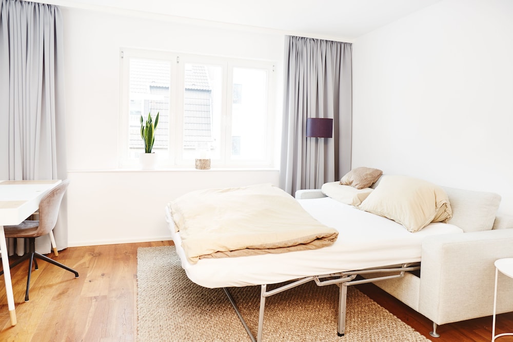 Exclusive Condo, Multiple Beds, Non Smoking, Courtyard View photo 2