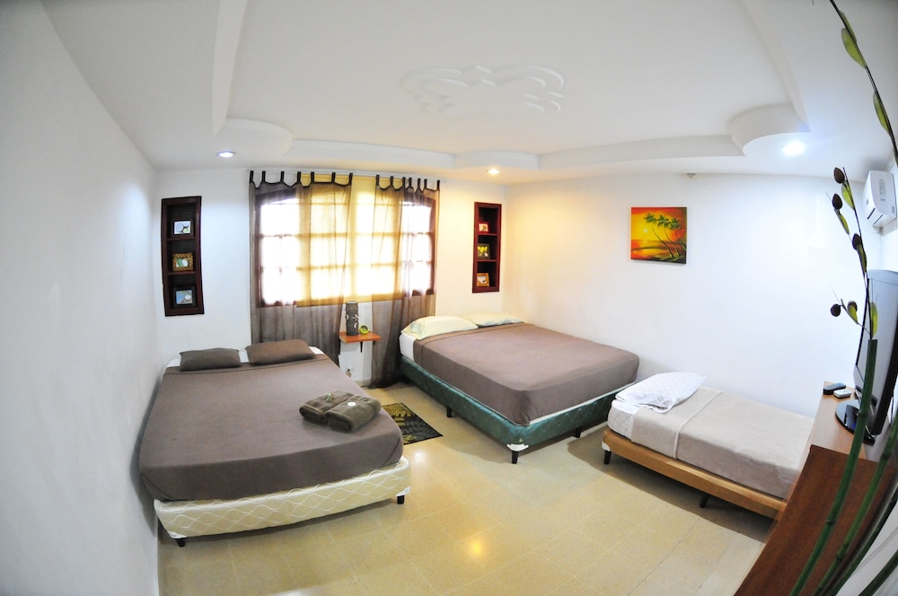 Quadruple Room, Private Bathroom (Coconut)