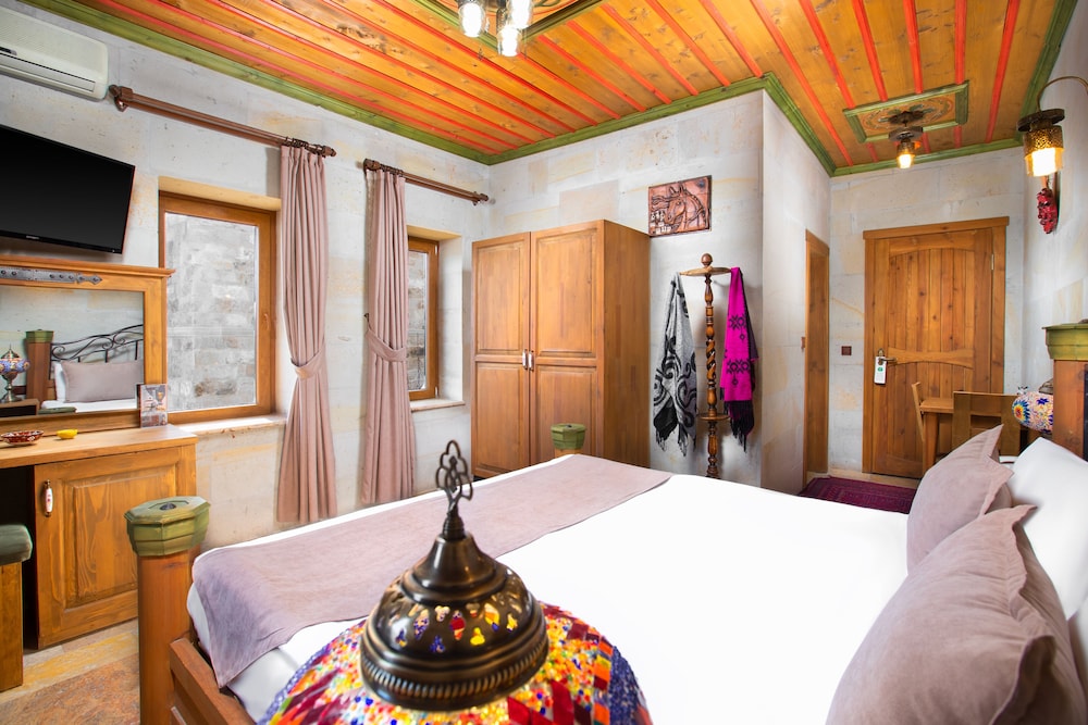 Standard Double Room photo 2