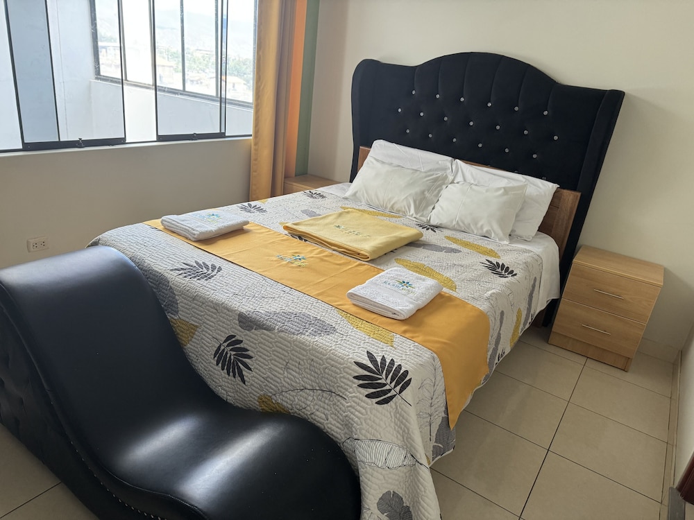 Romantic Double Room, 1 Queen Bed, Ensuite photo 1