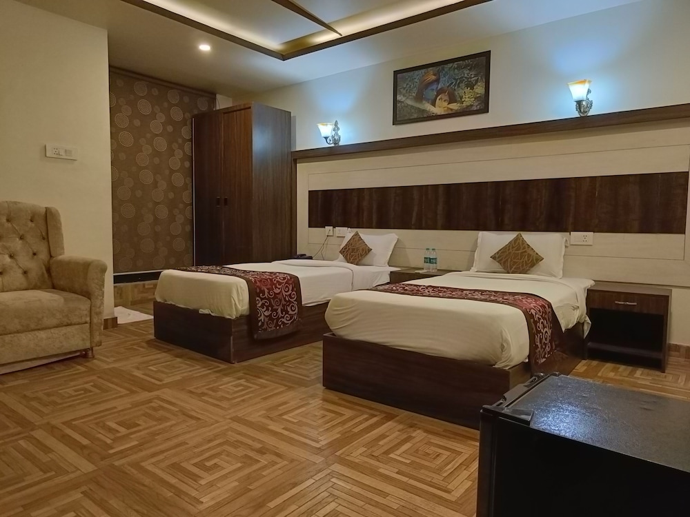 Business Room - Photo 2