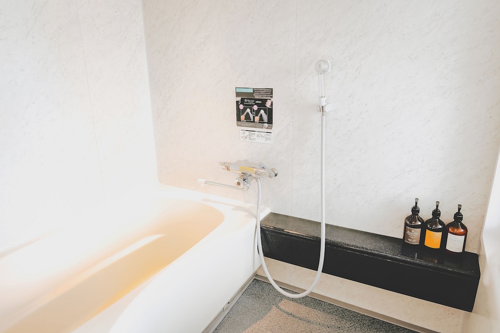Twin Room, Non Smoking photo 2