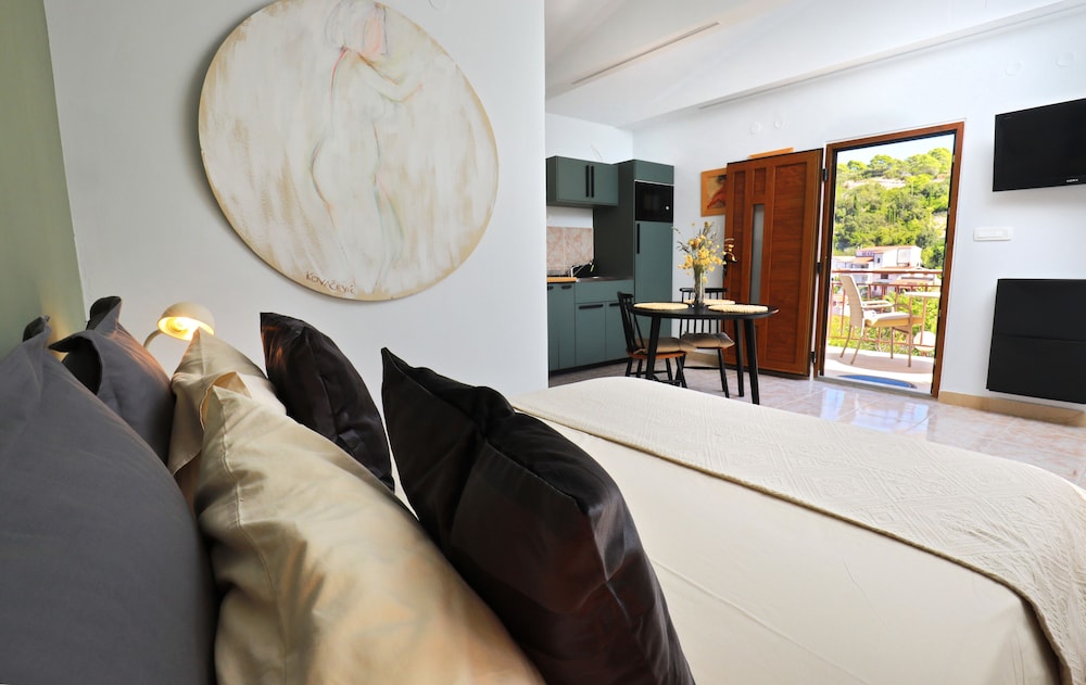 House, 1 Bedroom, Smoking, Balcony photo 3