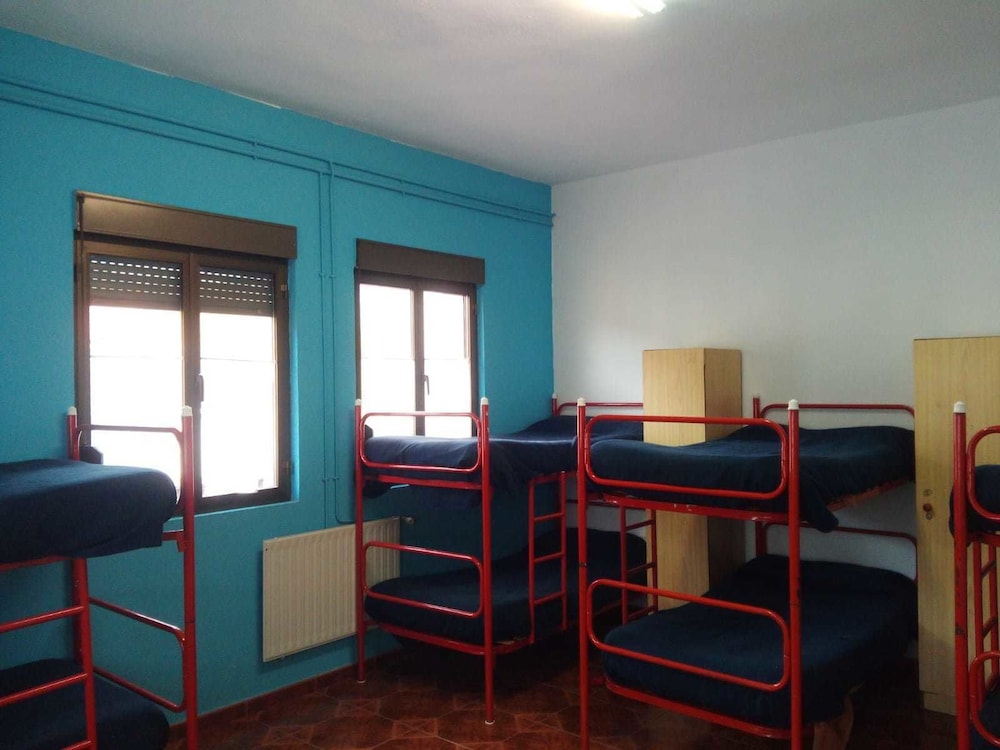 Shared Dormitory, Shared Bathroom (1 Bed In A 8-Bed Dormitory Room)