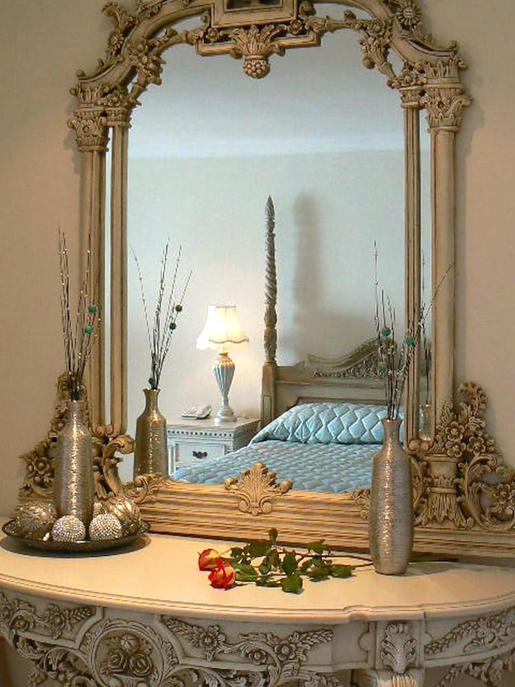 1st Floor-Honeymoon-Partial Sea View