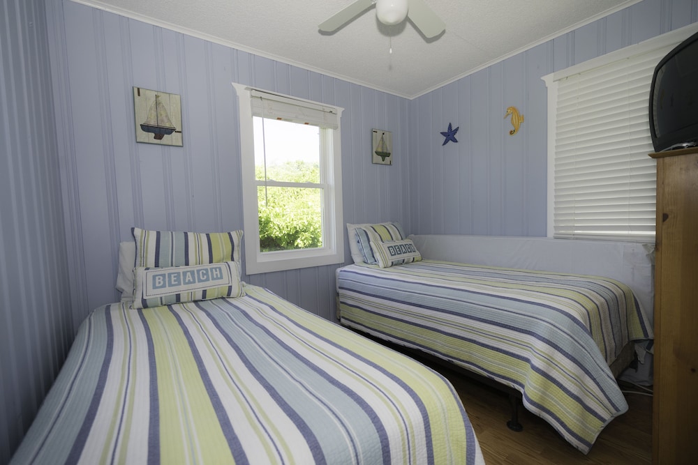Cottage, 2 Bedroom (Premier Waterview)