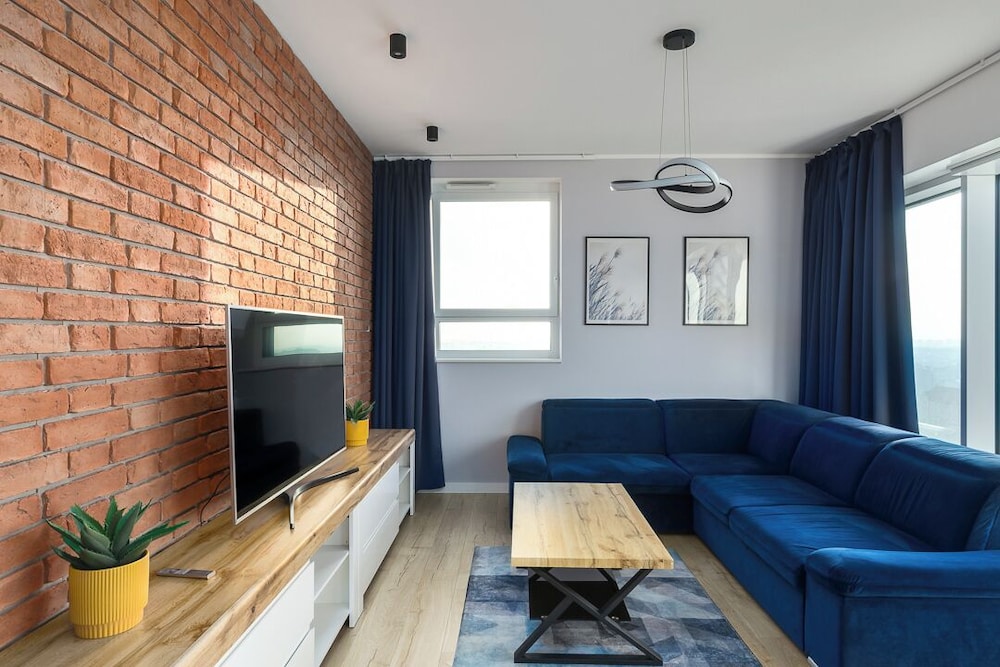 Panoramic Apartment, 2 Bedrooms, City View photo 3