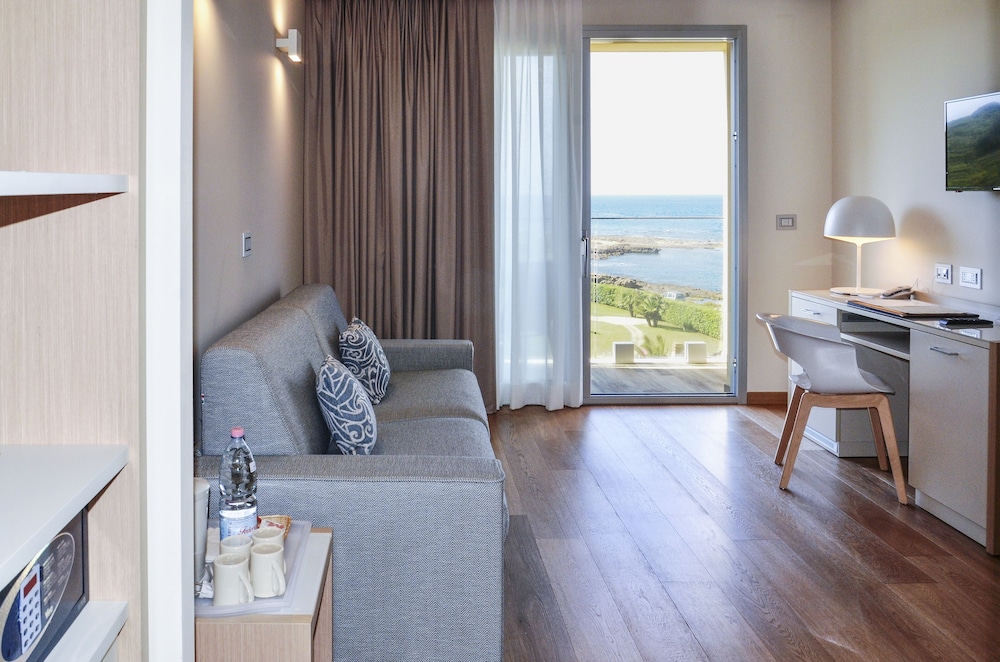 Suite - Photo 8