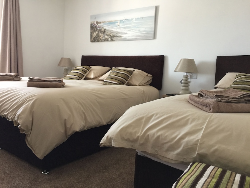 Comfort Triple Room, Harbor View (Room 3) photo 2