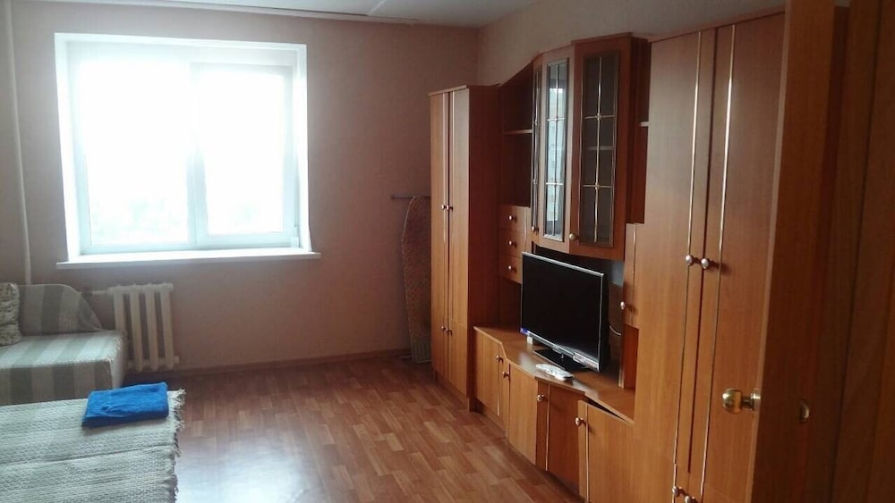 Apartment photo 2