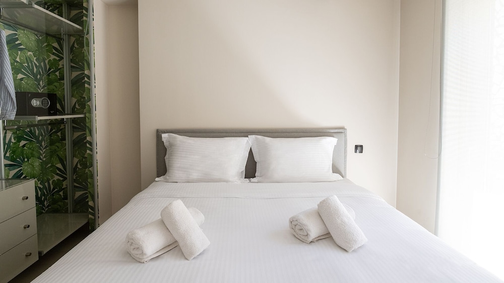 2-Bedroom Master photo 2