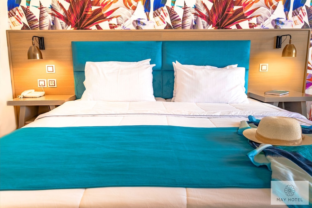 Standard Twin Room - Photo 4