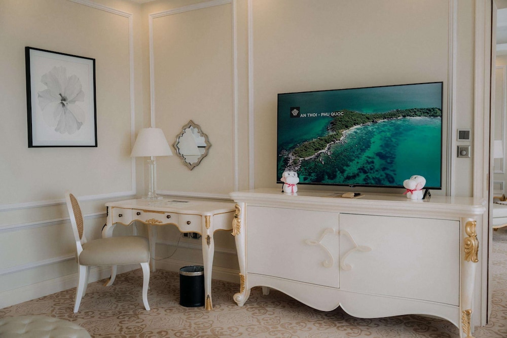 Executive Suite, Ocean View