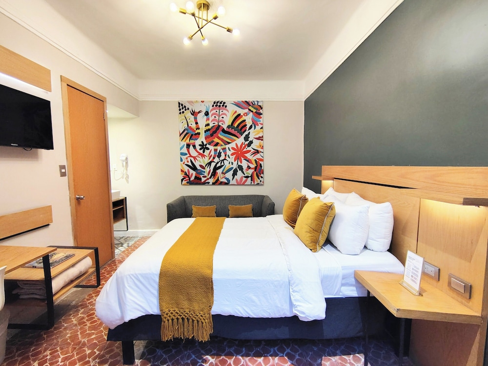 Standard Room, 1 Double Bed, Private Bathroom - Photo 21