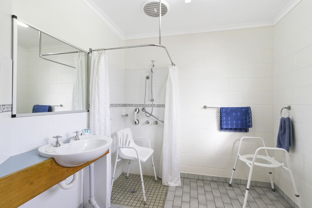 Standard Suite, Multiple Beds, Non Smoking (Disability Suite)