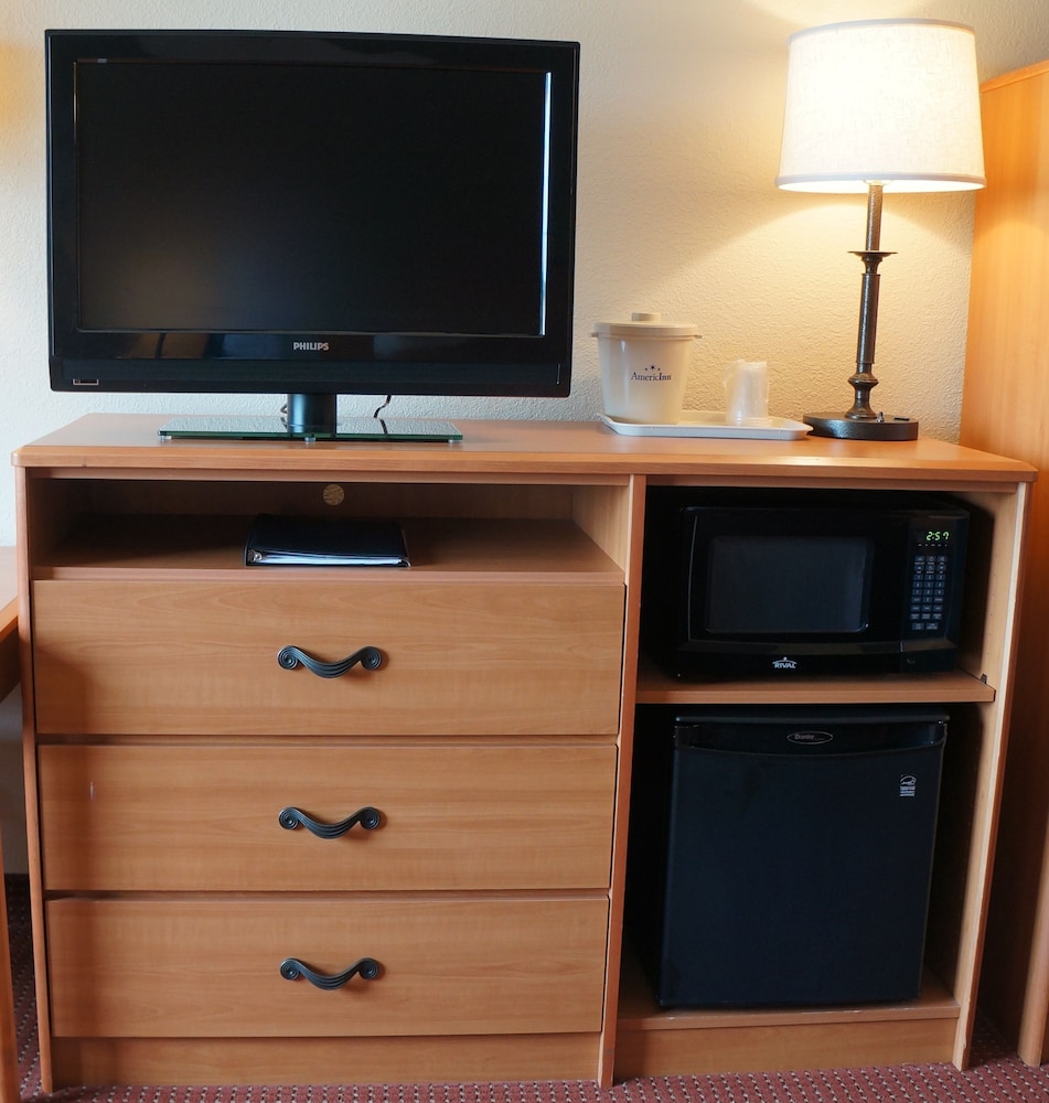 Suite, 2 Queen Beds, Non Smoking photo 3