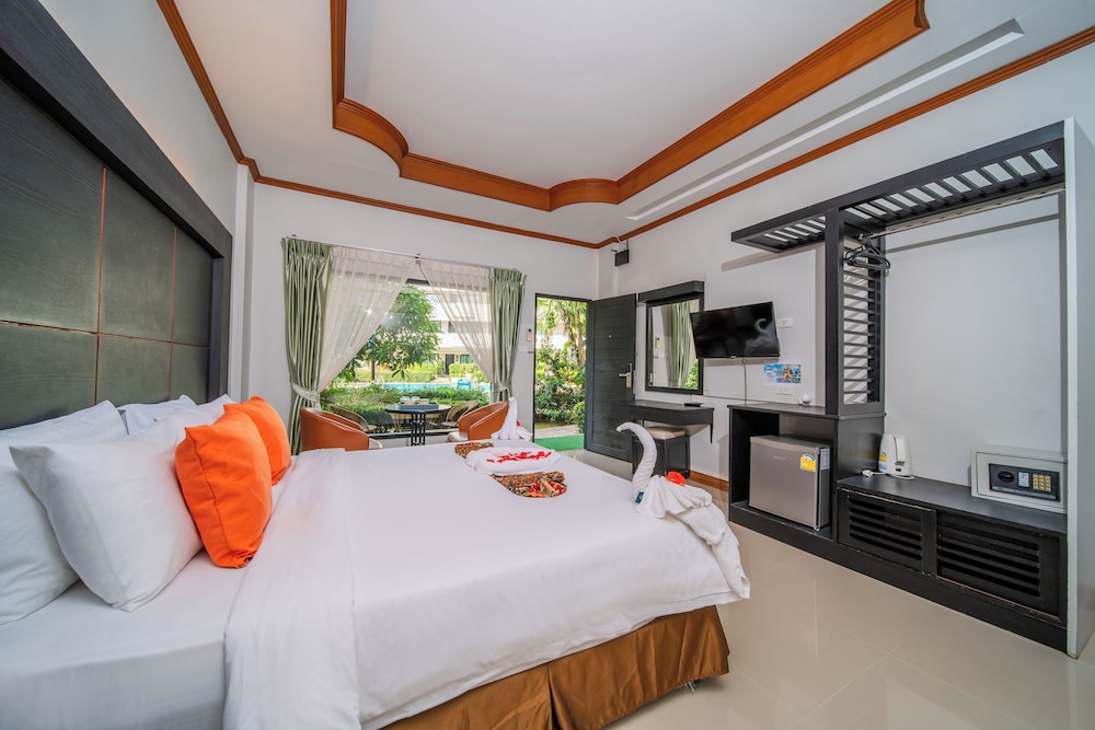 Comfort Room, 1 Double Bed, Patio, Garden View photo 2