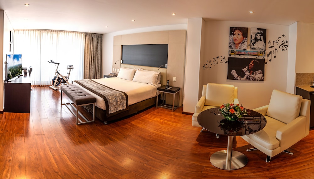 Suite - Photo 6