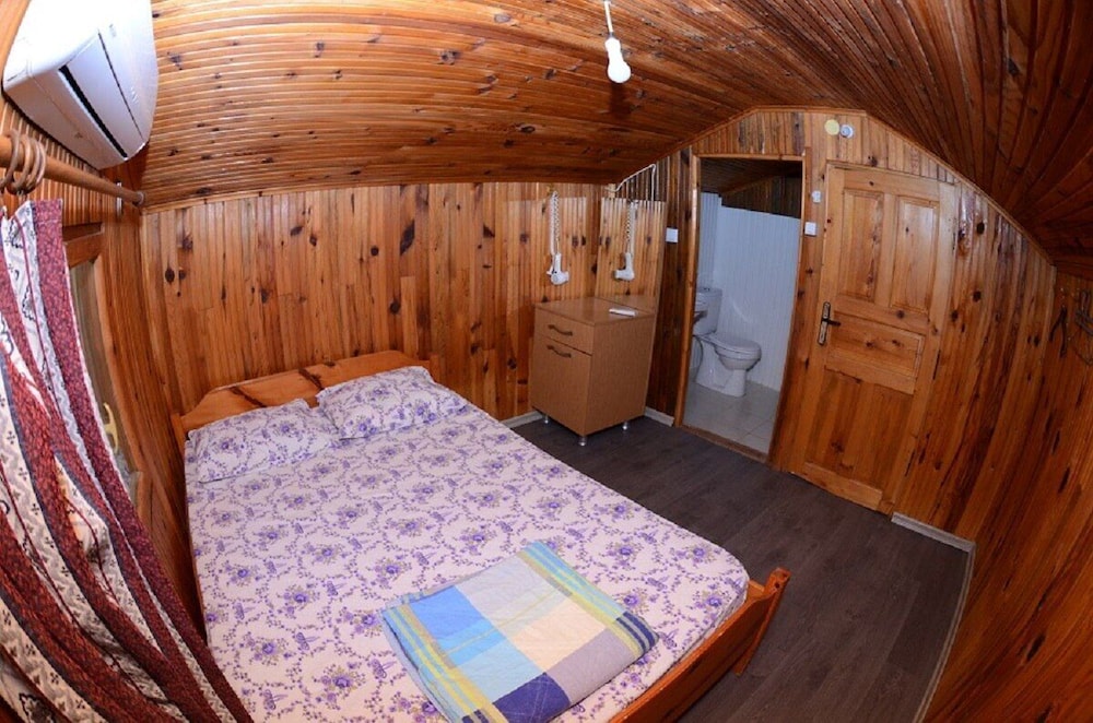 Economy Double Room photo 1