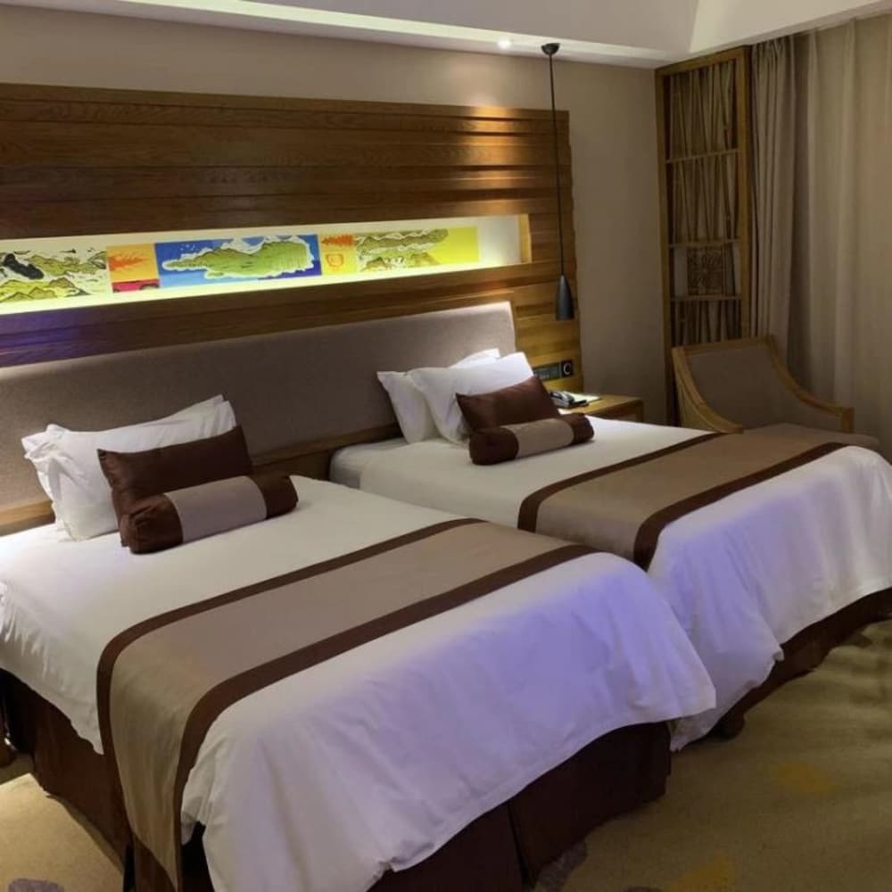 Deluxe Twin Room photo 2