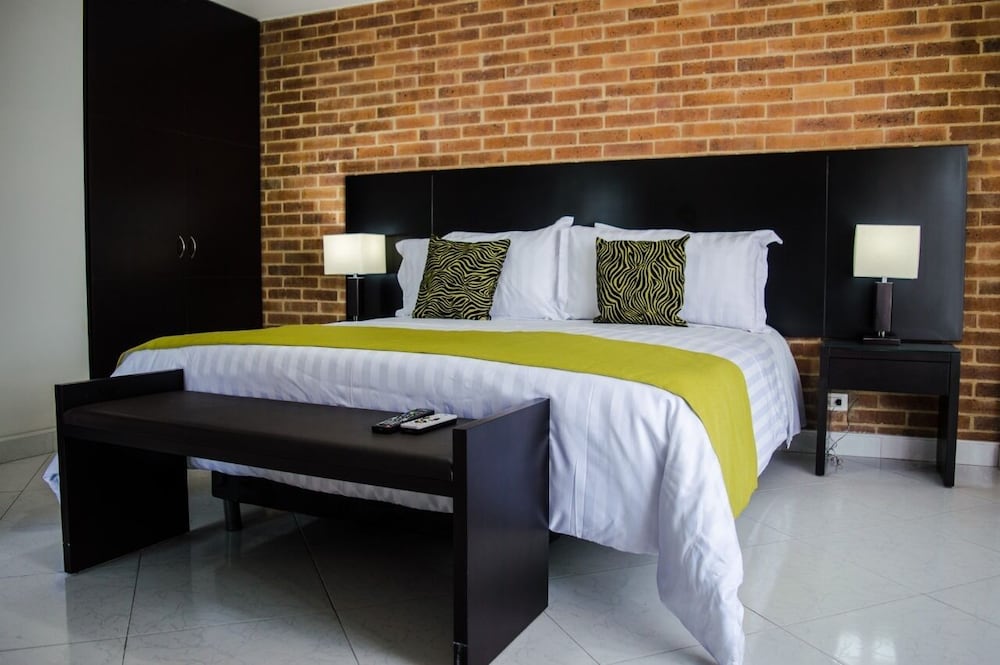 Superior Studio Suite, 1 Bedroom photo 2