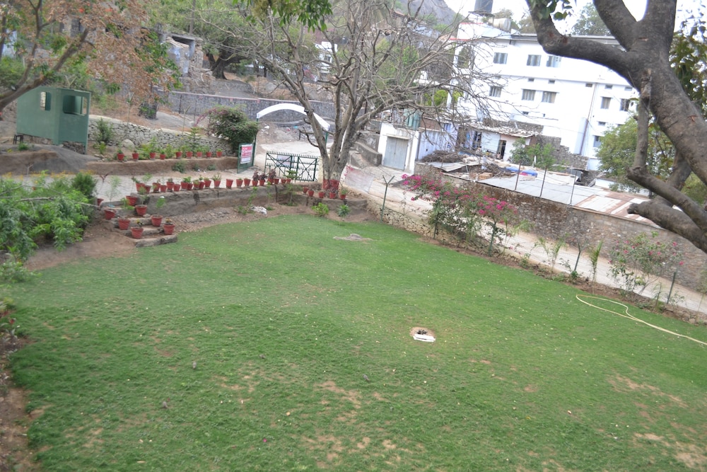 Family Quadruple Room, Garden View photo 2