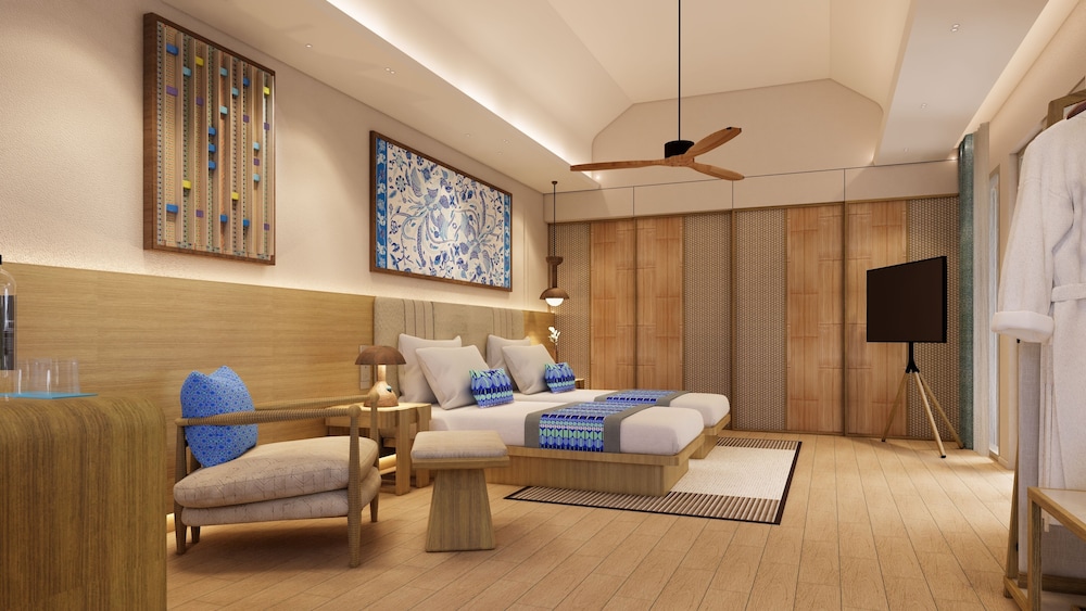 Superior Room, 1 King Bed (Garden)