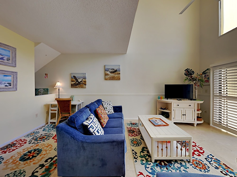 Condo (#28 - No Pets) photo 3